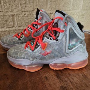 Nike Lebron 19 XIX Fast Food Shoe